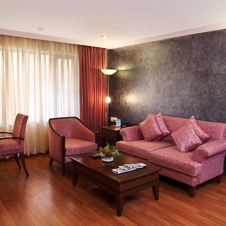 Le Lac Sarovar Portico- Ranchi Extérieur photo