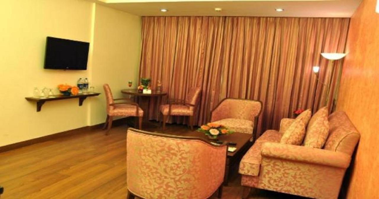 Le Lac Sarovar Portico- Ranchi Extérieur photo