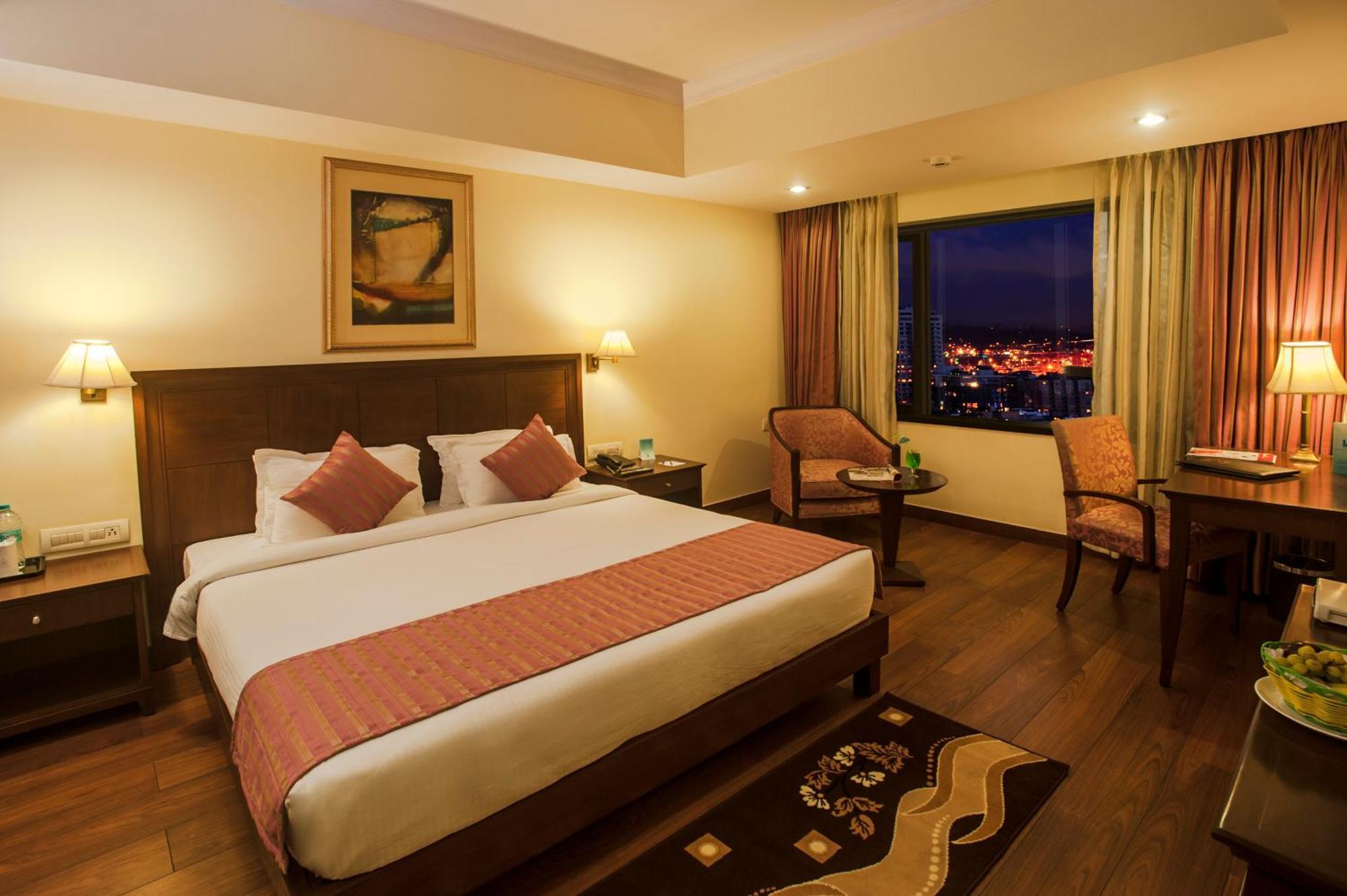Le Lac Sarovar Portico- Ranchi Extérieur photo