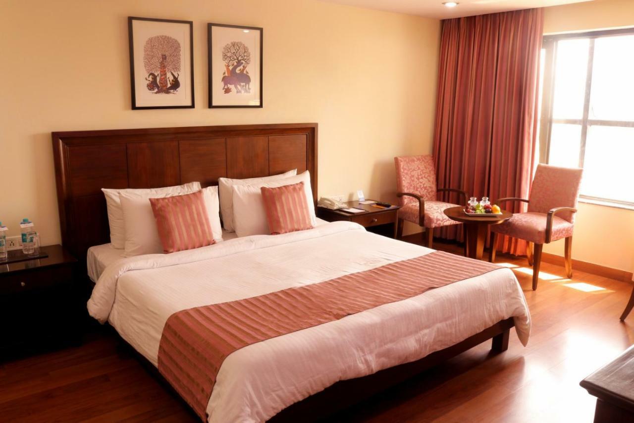 Le Lac Sarovar Portico- Ranchi Extérieur photo