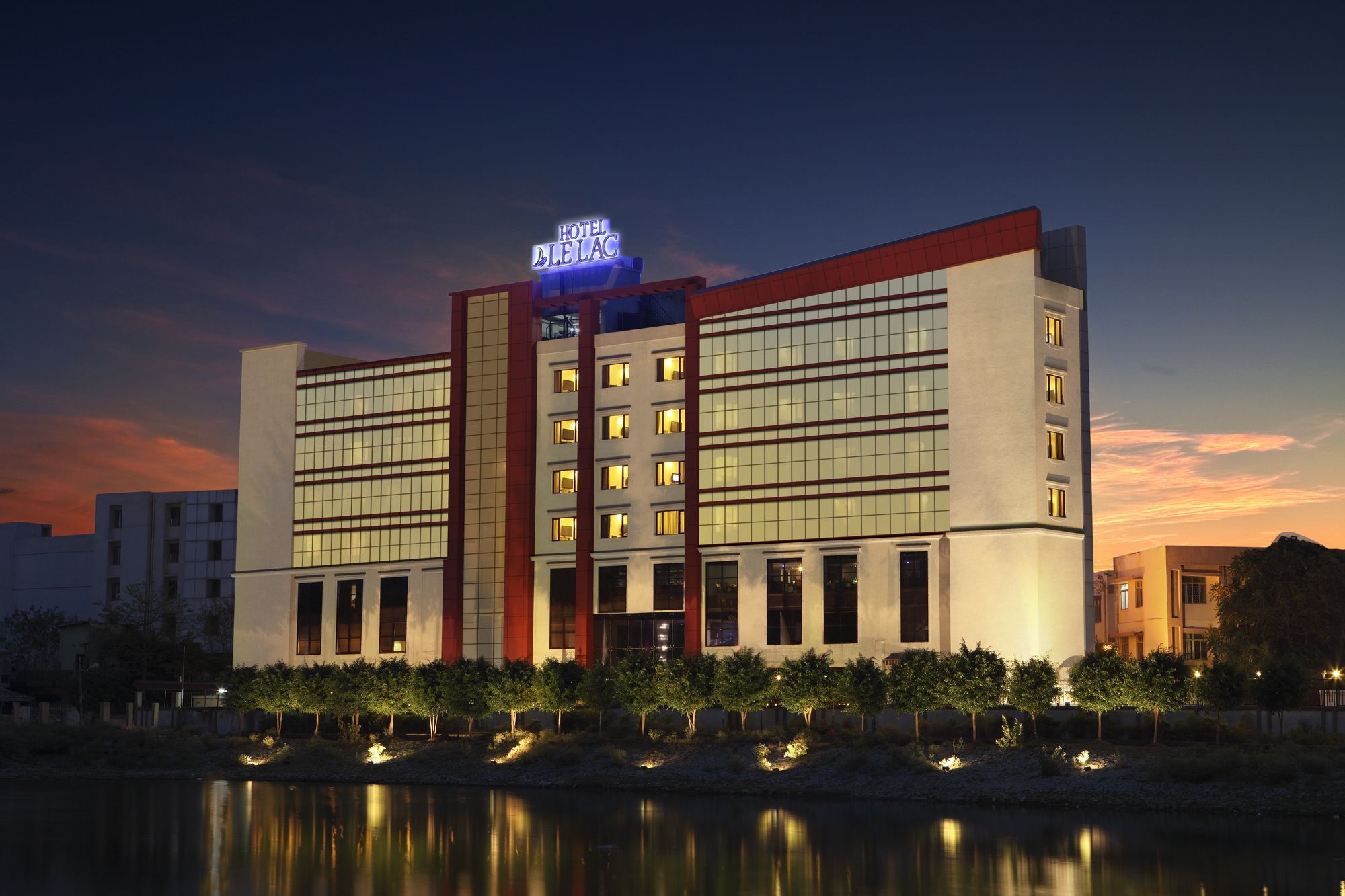 Le Lac Sarovar Portico- Ranchi Extérieur photo